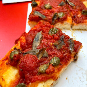 Simple, delicious pan pizza