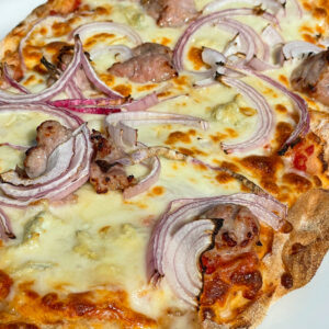 Gorgonzola and Sausage Pizza -Pizzaria Hosteria Salti Del Diavo Gorgonzola and Sausage Pizza -Pizzaria Hosteria Salti Del Diavo